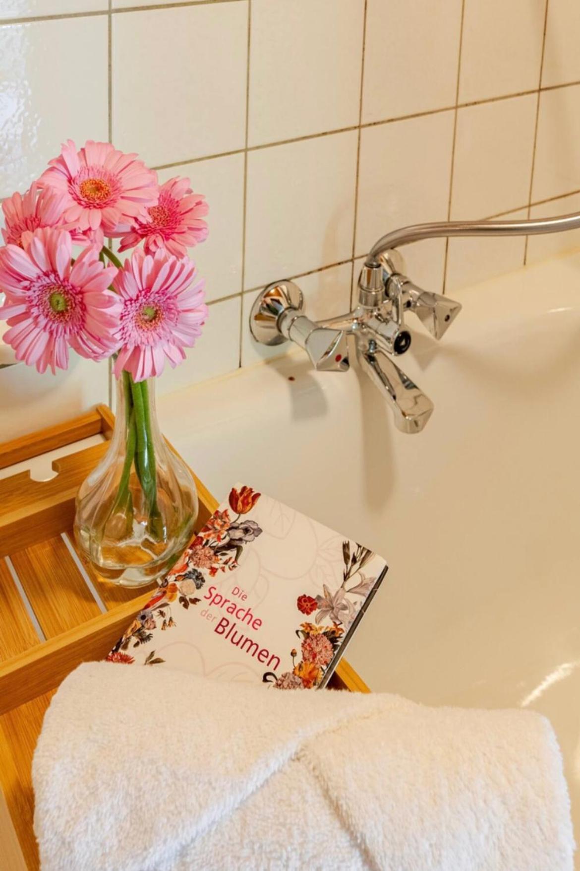 An Wanderwegen Gelegen Mit Terrasse Und Boxspringbett Apartment Sasbachwalden Luaran gambar